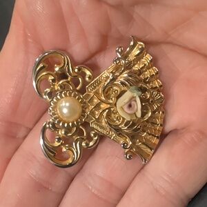 Vintage Signed Jane Gold Tone Angel Figural Brooch Faux Pearl Porcelain Rose